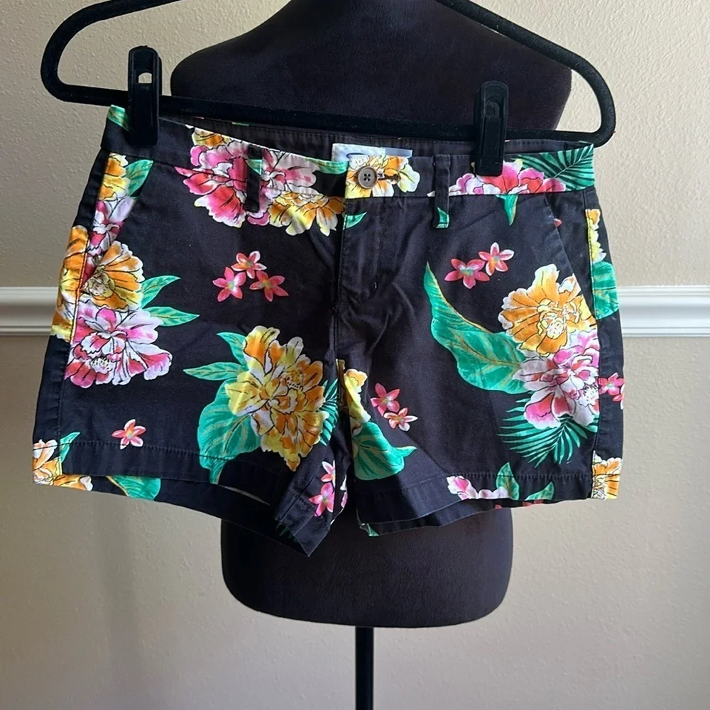 Old Navy Womens Hawaiian Floral Summer Shorts Size 2